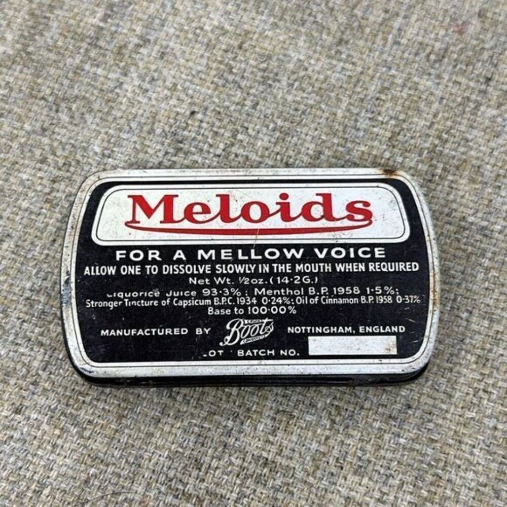 Vintage Meloids Throat Pastilles Small Pocket Medicine Tin - Picture 2 of 3